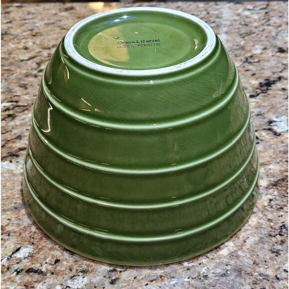 Crate & Barrel Green Bowl 7" D and 4 1/2" Tall - Portugal - Picture 9 of 16